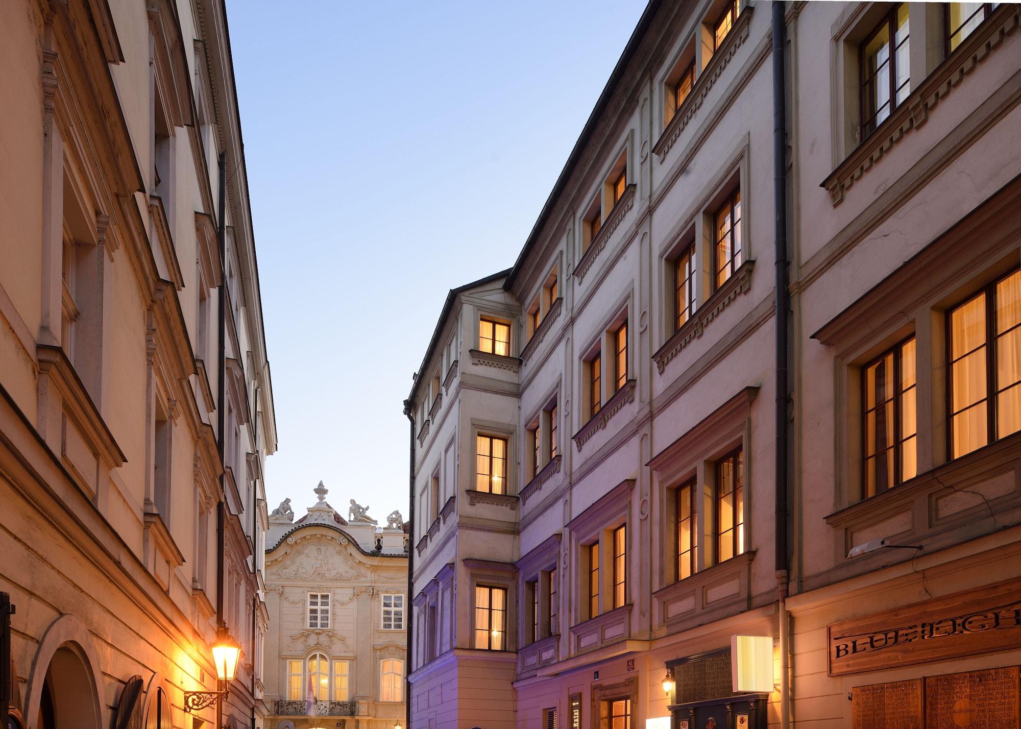 The Charles Hotel Praag Buitenkant foto