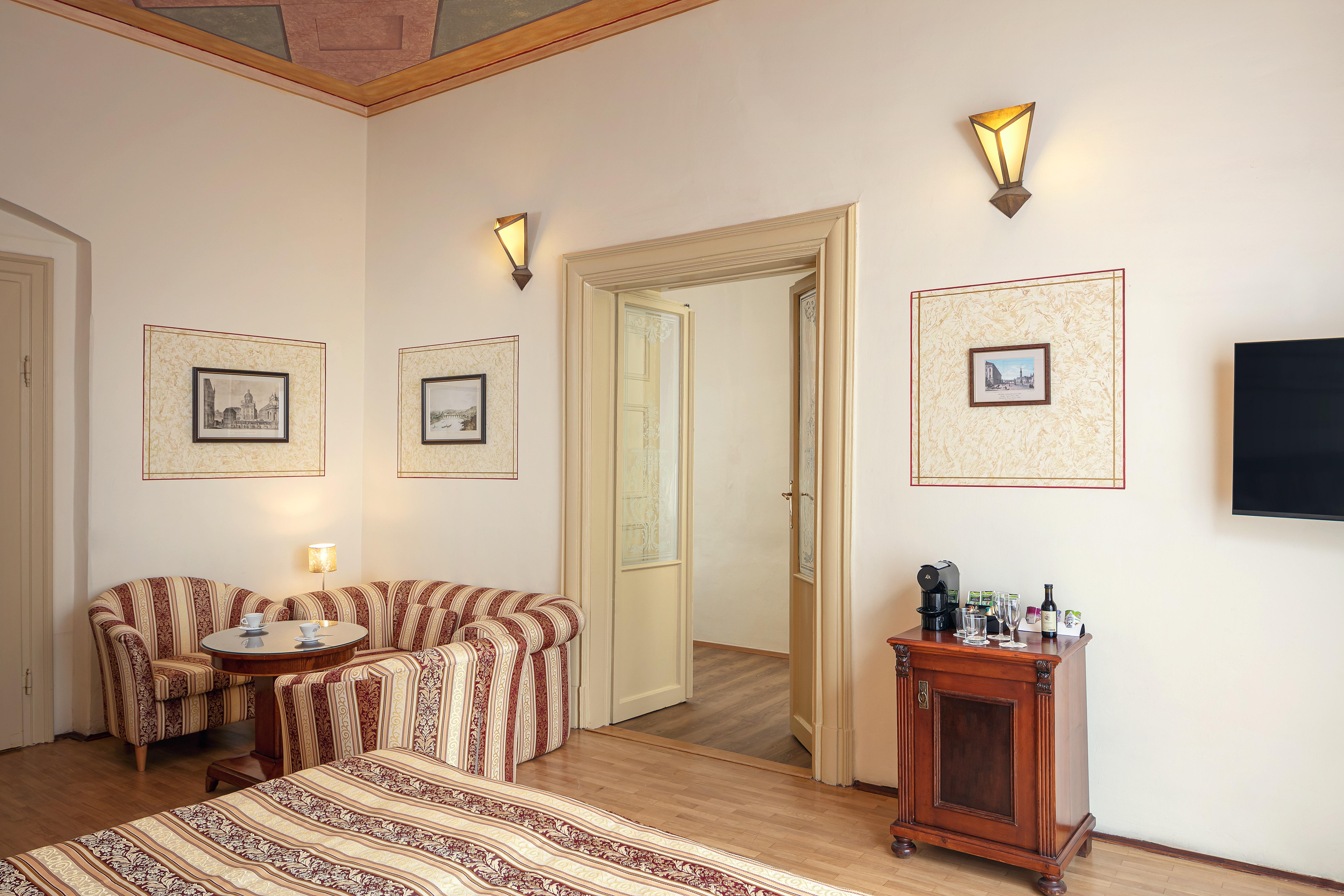 The Charles Hotel Praag Buitenkant foto