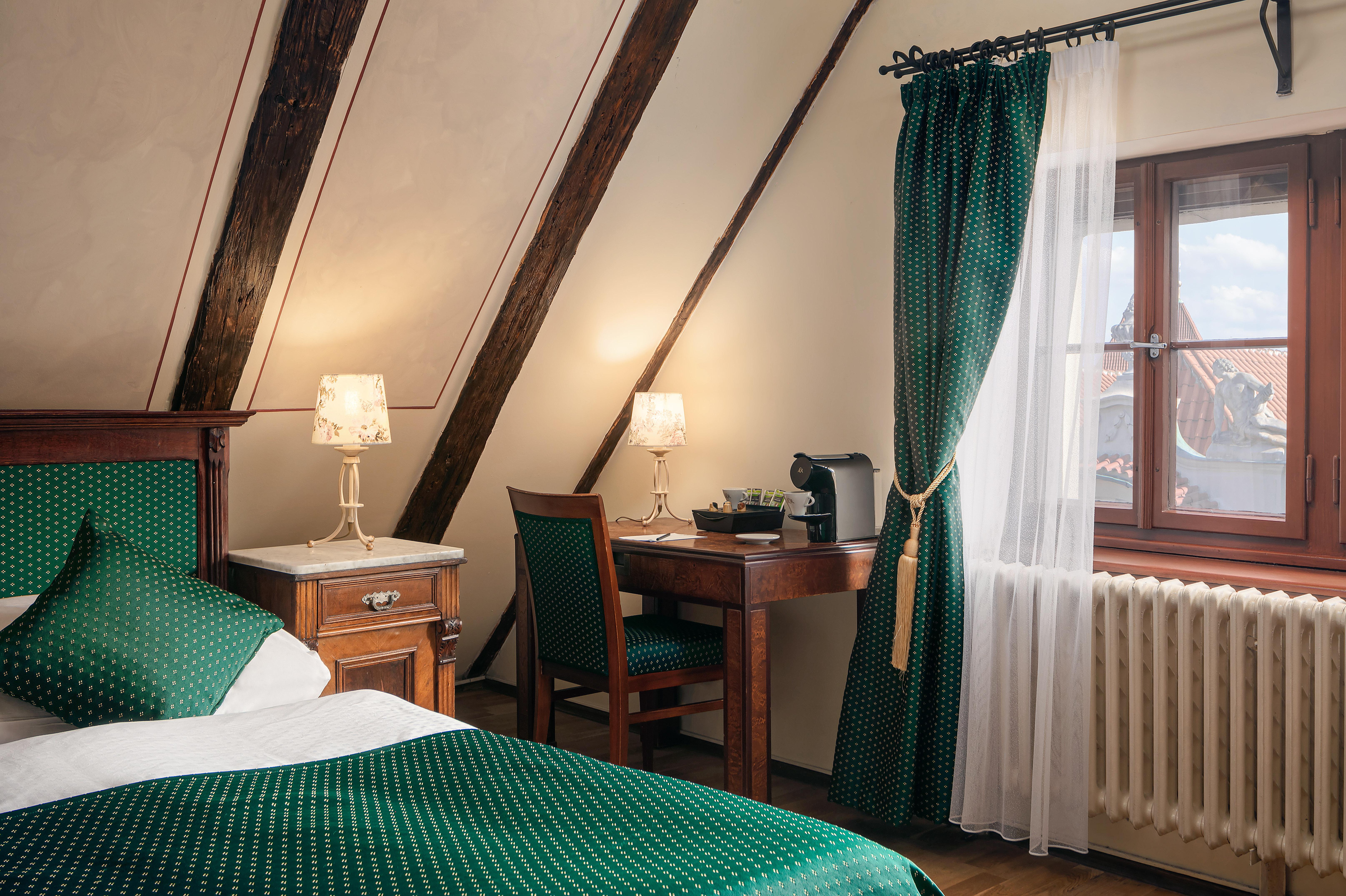 The Charles Hotel Praag Buitenkant foto