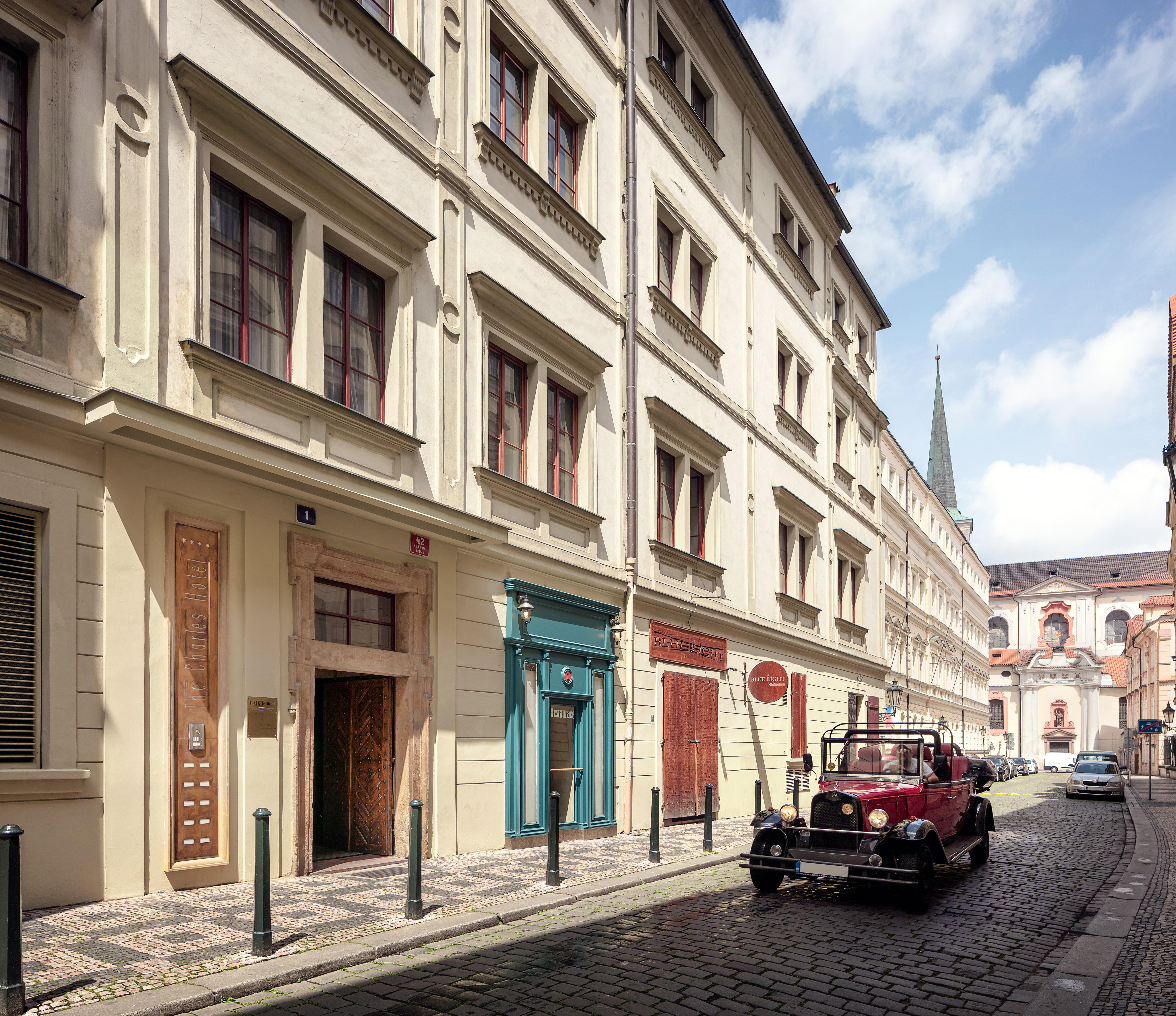 The Charles Hotel Praag Buitenkant foto