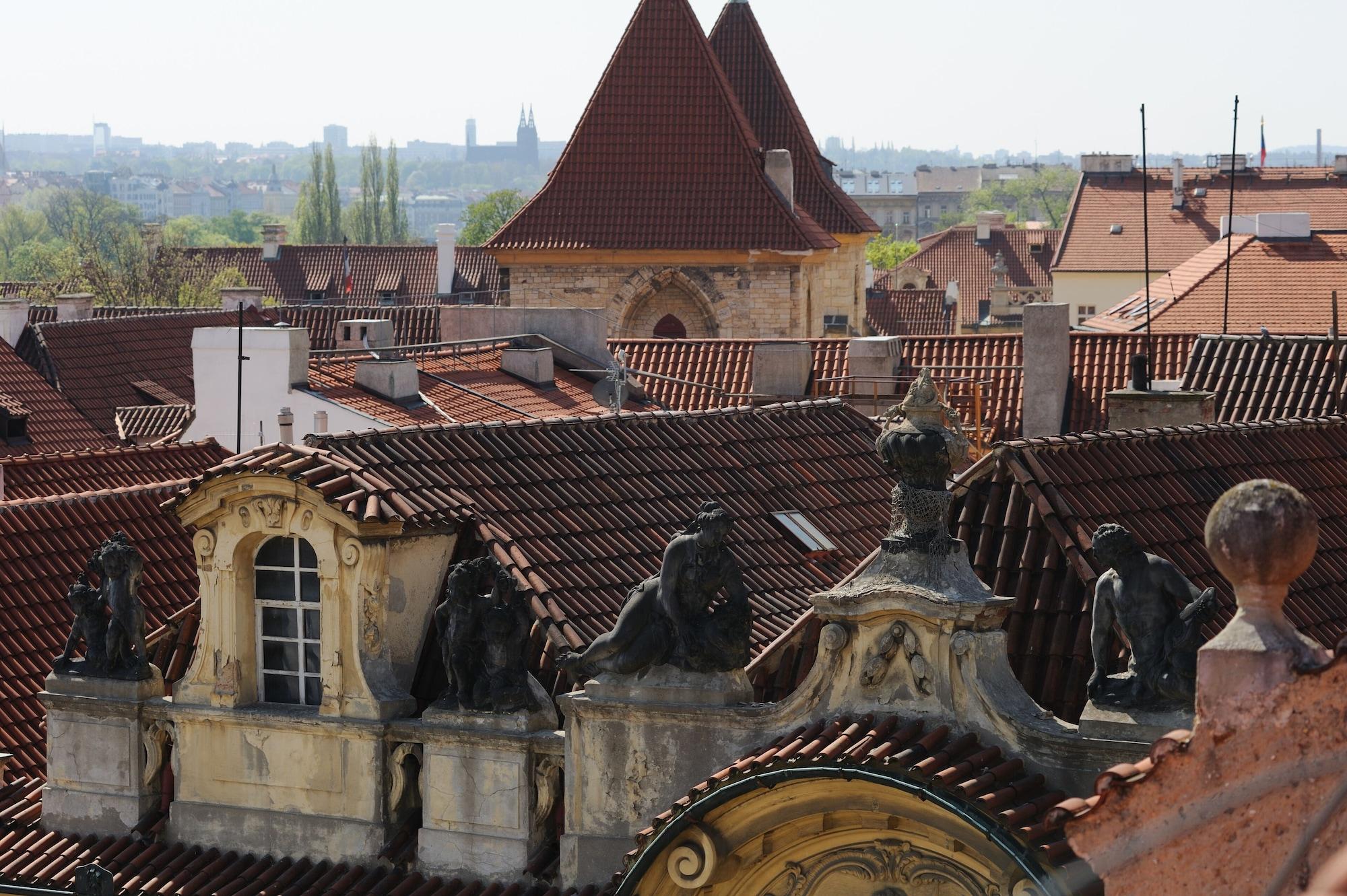 The Charles Hotel Praag Buitenkant foto